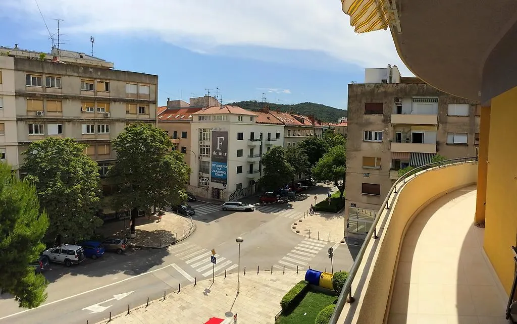 Apartments & Rooms Graso  Split