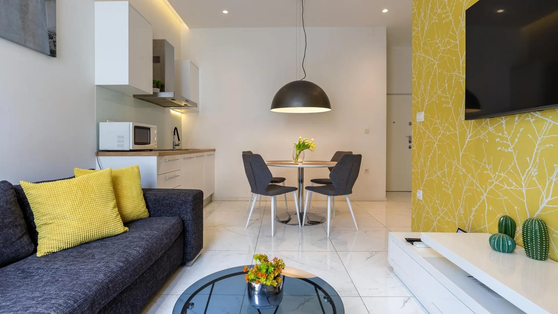 Apartments & Rooms Graso