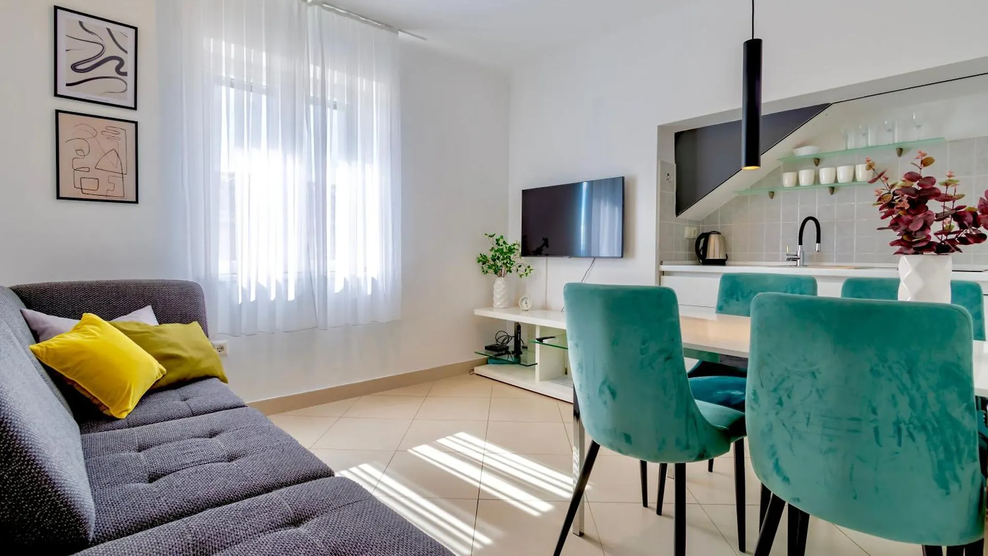 Apartments & Rooms Graso 0*, Split