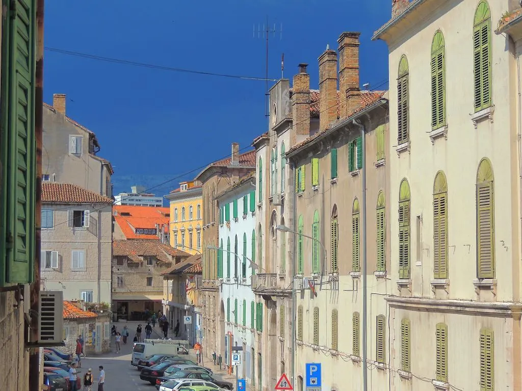 Apartments & Rooms Graso Split