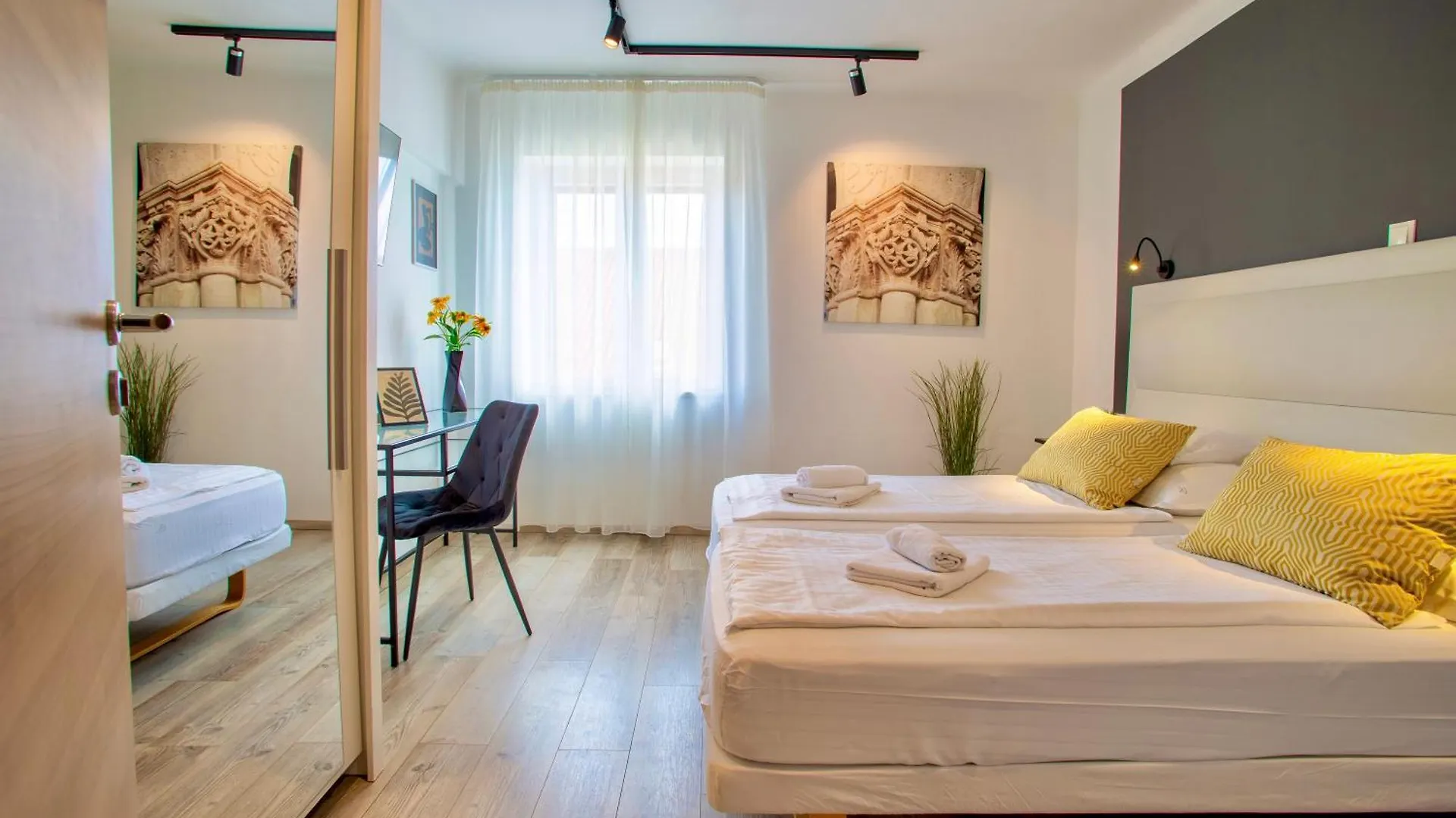 Apartments & Rooms Graso Split